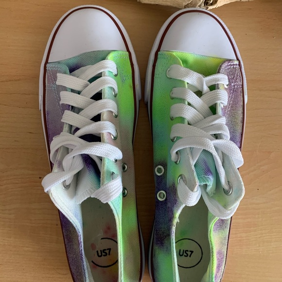 NWT handmade tie dye sneakers - Picture 4 of 15